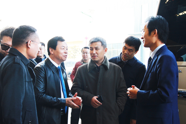 1575450671572588.jpg IMG_3944.JPG